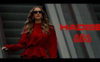 Hadise - Ara Beni