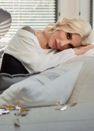 İREM DERİCİ’DEN “KİM ÖZLEYECEK”