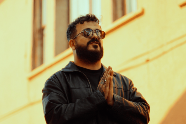 VELET - ROMAN OLUR YAZSAM SENİ