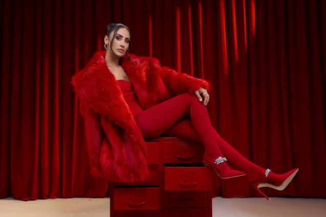 Hande Ünsal'dan 9 Şarkılık Albüm!