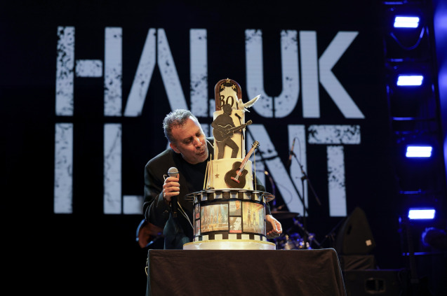 Haluk Levent 30. Sanat Yılını Harika Bir Geceyle Kutladı!