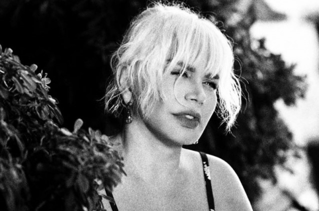 SEZEN AKSU - EY AŞK