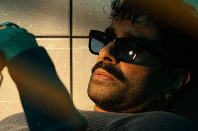 Gökhan Türkmen'den Yalın ve Duygusal Bir Yolculuk!