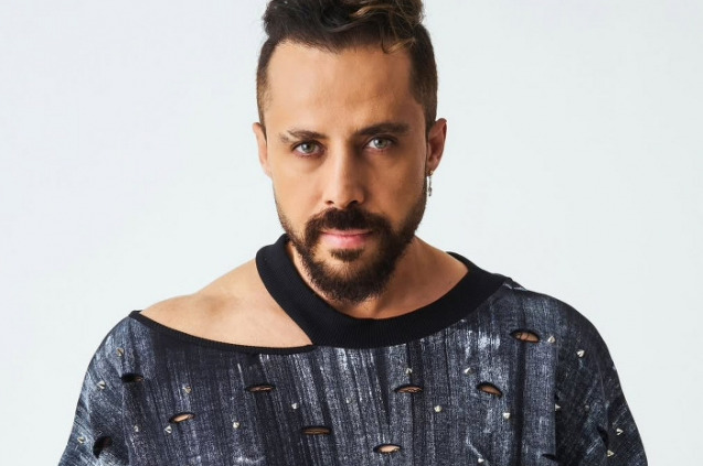 Bahadır Tatlıöz'den Yeni Yıla Yeni Albüm!