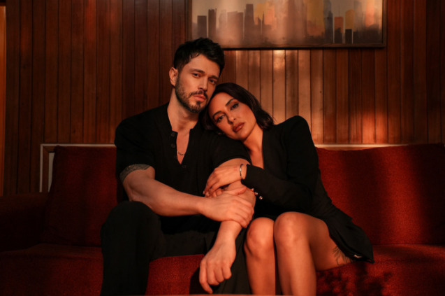 MURAT BOZ VE MELEK MOSSO'DAN DÜET SÜRPRİZİ!