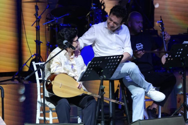 HARBİYE'DE GÜLER DUMAN VE OĞUZ AKSAÇ RÜZGARI!
