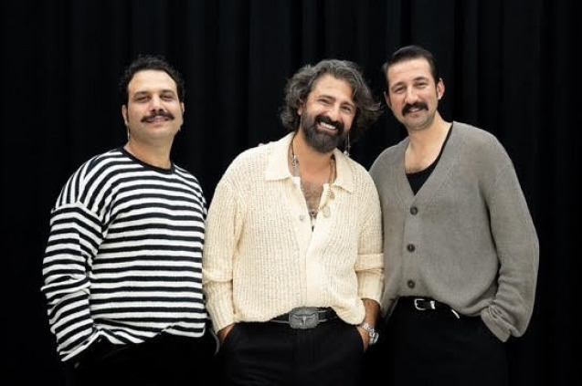 KARAF’TAN KURŞUNİ RENKLER’E YENİ YORUM!