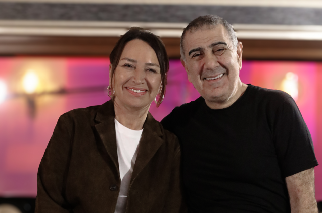 DEMET AKBAĞ'DAN 