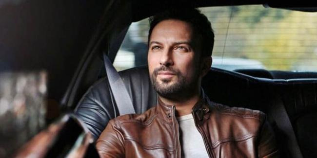 Tarkan İngiltere'de Ev Baktığı İddialarını Yalanladı! Tarkan İngiltere'de Ev Baktığı İddialarını Yalanladı!