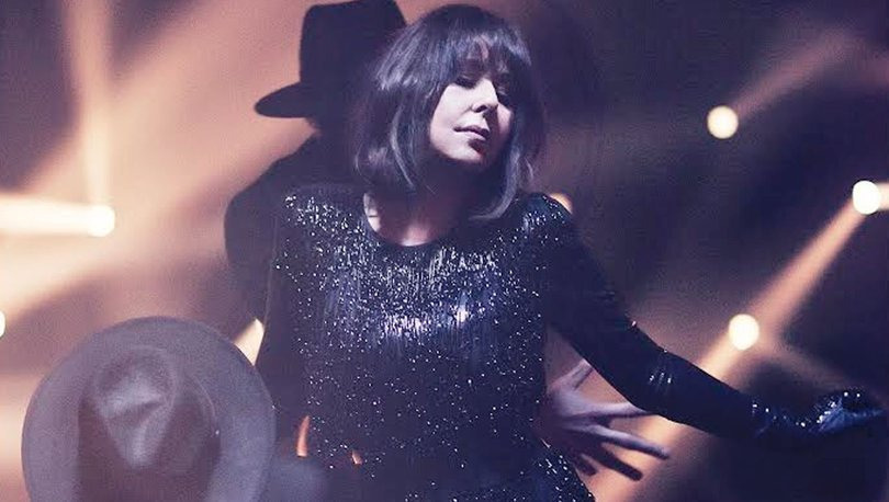 Nilüfer'in “Tik Tak” Şarkısının Akustik Versiyonu Beğeni Topladı Nilüfer'in “Tik Tak” Şarkısının Akustik Versiyonu Beğeni Topladı