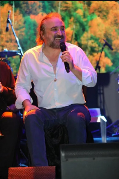 Volkan Konak Fit Görüntüsü ile Dikkat Çekti Volkan Konak Fit Görüntüsü ile Dikkat Çekti
