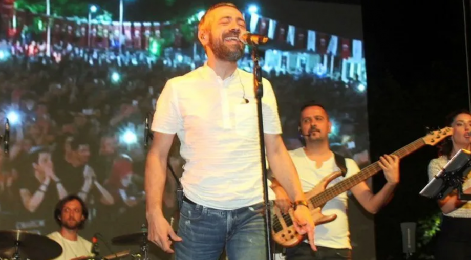 Altın Çınar'da Resul Dindar Rüzgarı Altın Çınar'da Resul Dindar Rüzgarı