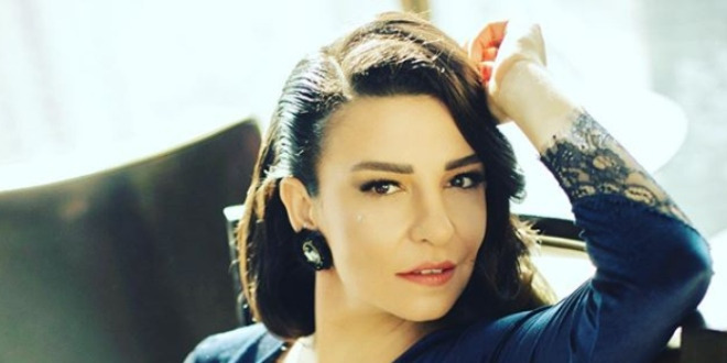 Fatma Turgut'tan Palavraya Yeni Yorum Fatma Turgut'tan Palavraya Yeni Yorum