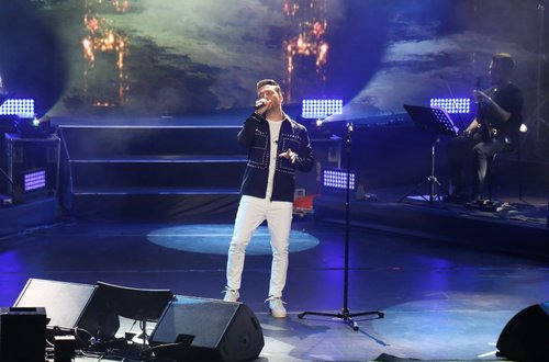 Oğuzhan Koç İlk Kez Harbiye'de Konser Verdi Oğuzhan Koç İlk Kez Harbiye'de Konser Verdi