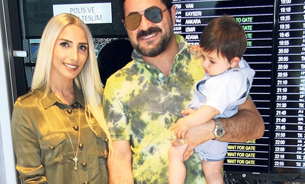 Ünlü İsimleri Buluşturan Doğum Günü Partisi Ünlü İsimleri Buluşturan Doğum Günü Partisi