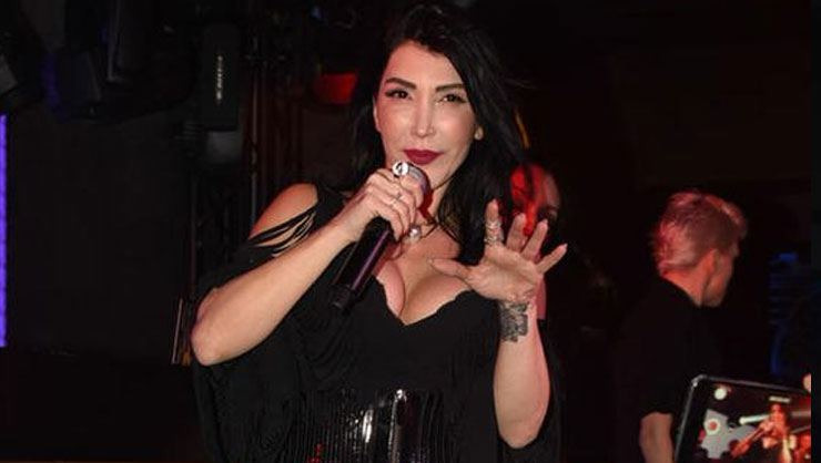 Hande Yener'den şaşırtan açıklama! Hande Yener'den şaşırtan açıklama!