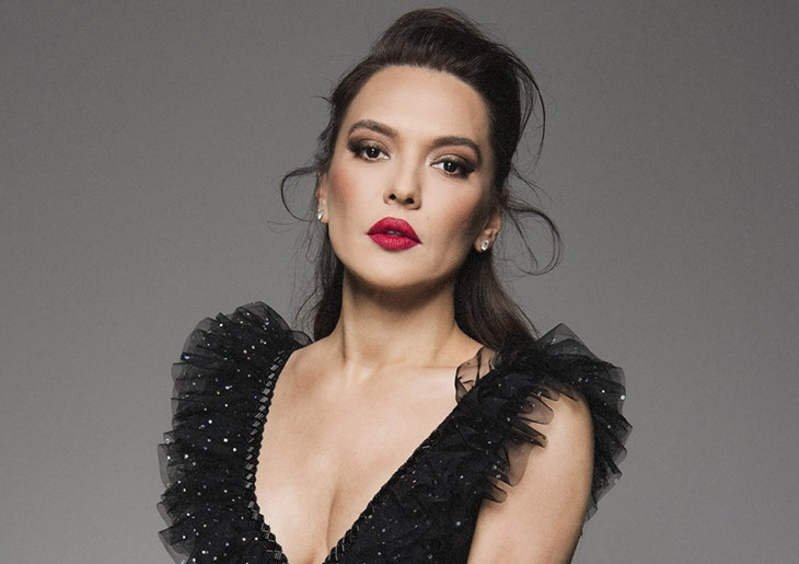 Demet’i Kriz Vurdu Demet’i Kriz Vurdu