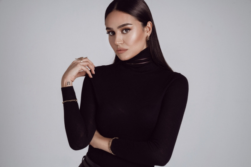 Elif Buse Doğan'dan Yeni Single! Elif Buse Doğan'dan Yeni Single!