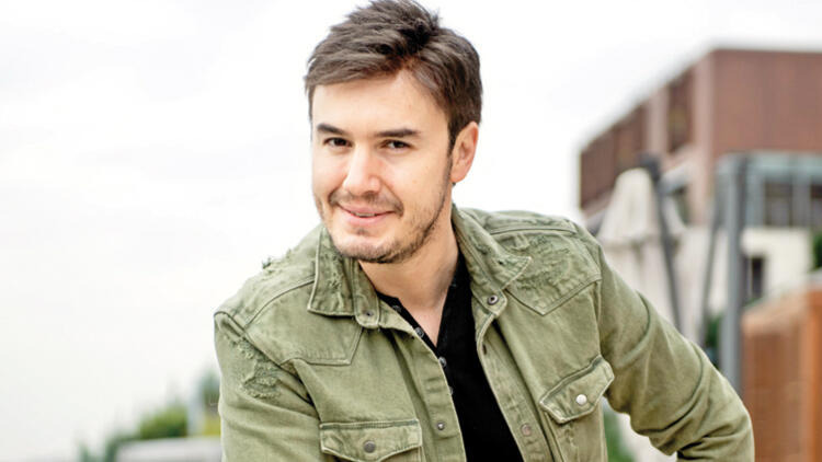 Mustafa Ceceli'den Online Konser! Mustafa Ceceli'den Online Konser!