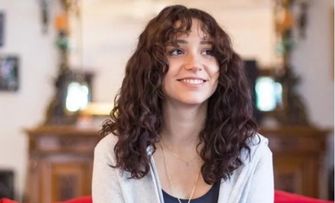 Zeynep Bastık'a Dünyaca Ünlü Futbolcudan Mesaj! Zeynep Bastık'a Dünyaca Ünlü Futbolcudan Mesaj!