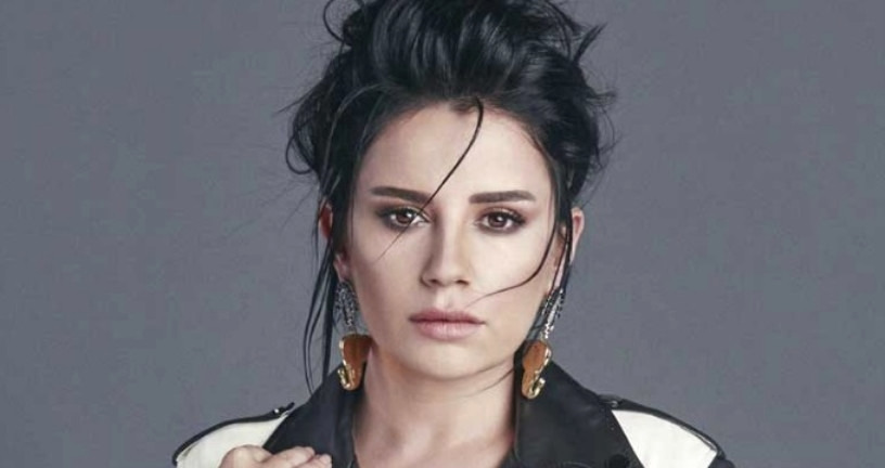 Merve Özbey'den Yeni Klip! Merve Özbey'den Yeni Klip!
