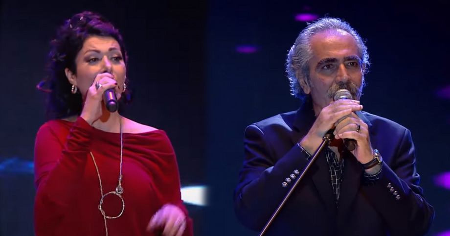 Yeditepe Konserleri Kapsamında Gülay ve Fatih Kısaparmak Sahneye Çıktı! Yeditepe Konserleri Kapsamında Gülay ve Fatih Kısaparmak Sahneye Çıktı!