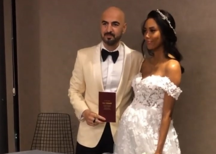 Soner Sarıkabadayı Evlendi!