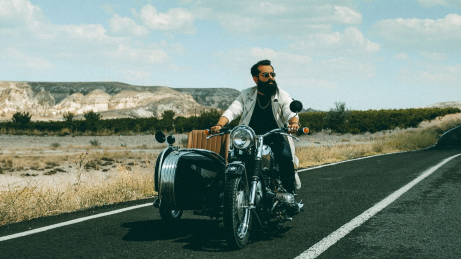 Gökhan Türkmen'den Kapadokya'da Klip Gökhan Türkmen'den Kapadokya'da Klip