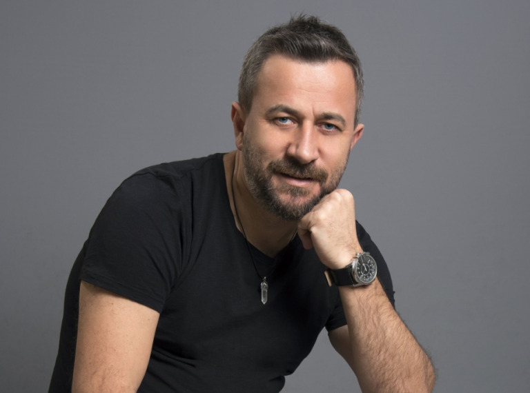 Mutlu Arı’dan Sürpriz Düet Çalışması