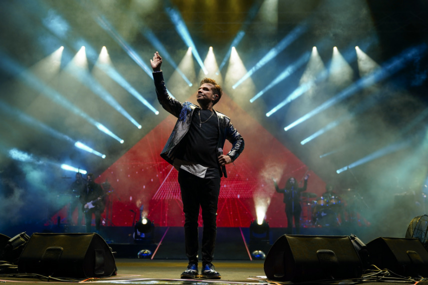 Hataylılar, Kenan Doğulu ile Yeni Yıla Girdi