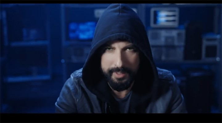 Tarkan'ın Yeni Şarkısı Dinleyici ile Buluştu