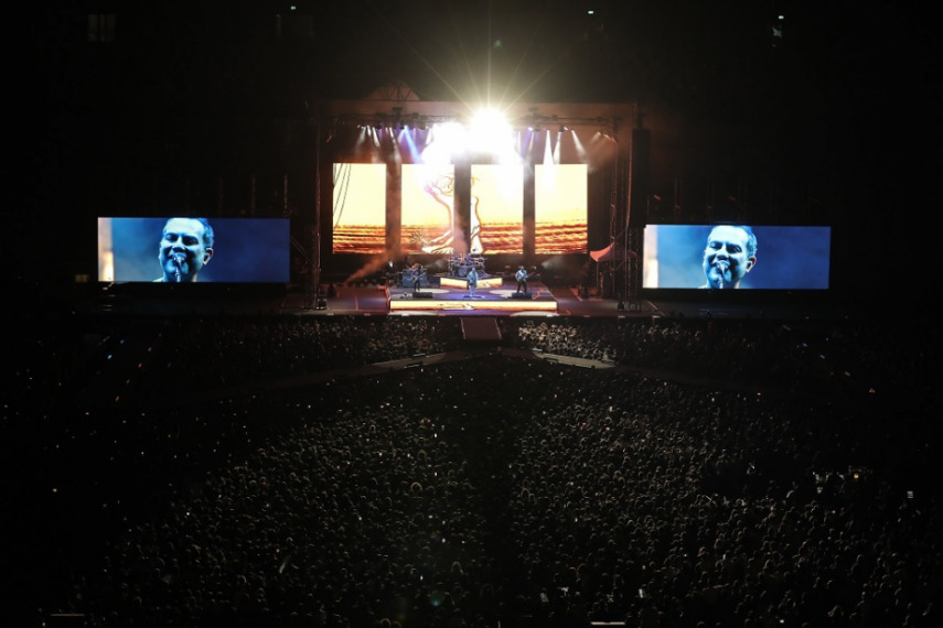 mor ve ötesi'nden Tarihi Konser