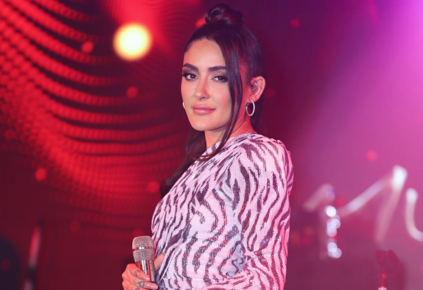 Melek Mosso Rüzgarı İstanbul'da Esti