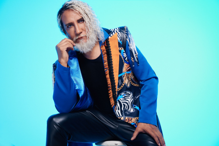 Tarık Mengüç’ten Meditasyon Gibi Şarkı: “5.2.0 Anda Kal”