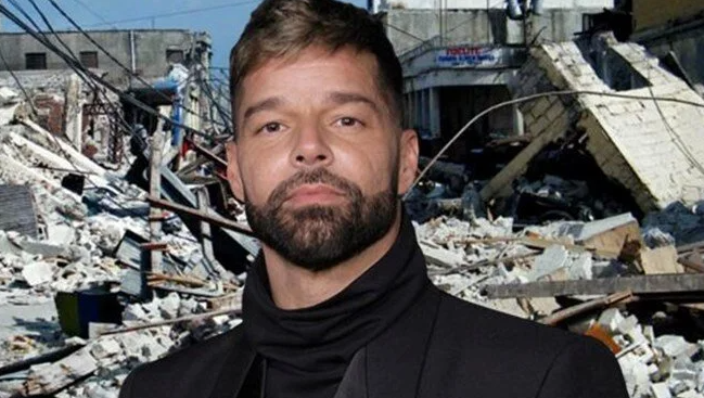 Ricky Martin'den Yardım Çağrısı