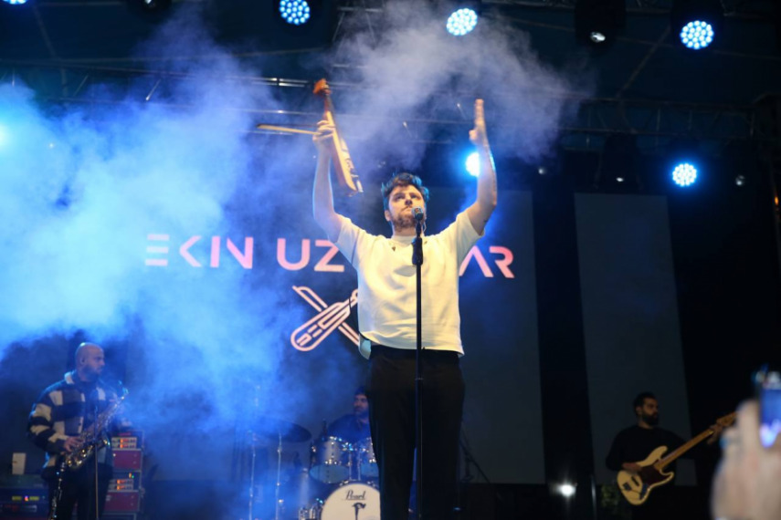 Ekin Uzunlar'dan Trabzon'da 29 Ekim Konseri!