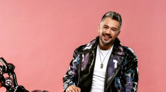 Emre Altuğ'dan Yeni Single!