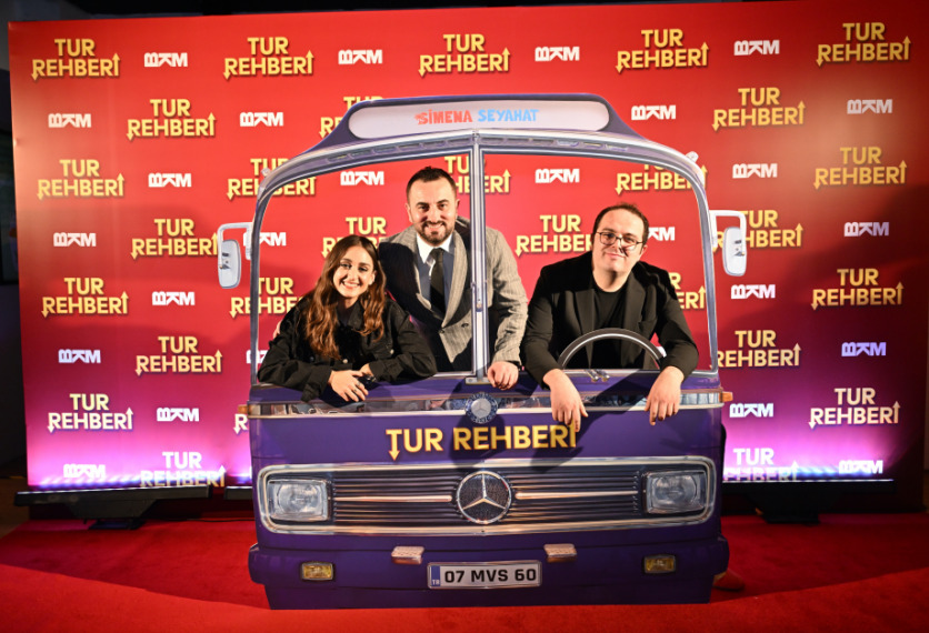 Tur Rehberi Filminin Galası Gerçekleşti!