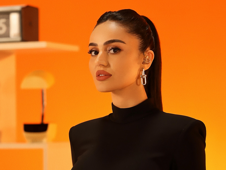 Elif Buse Doğan Kendi Şarkılarını Yeniden Yorumladı! Elif Buse Doğan Kendi Şarkılarını Yeniden Yorumladı!