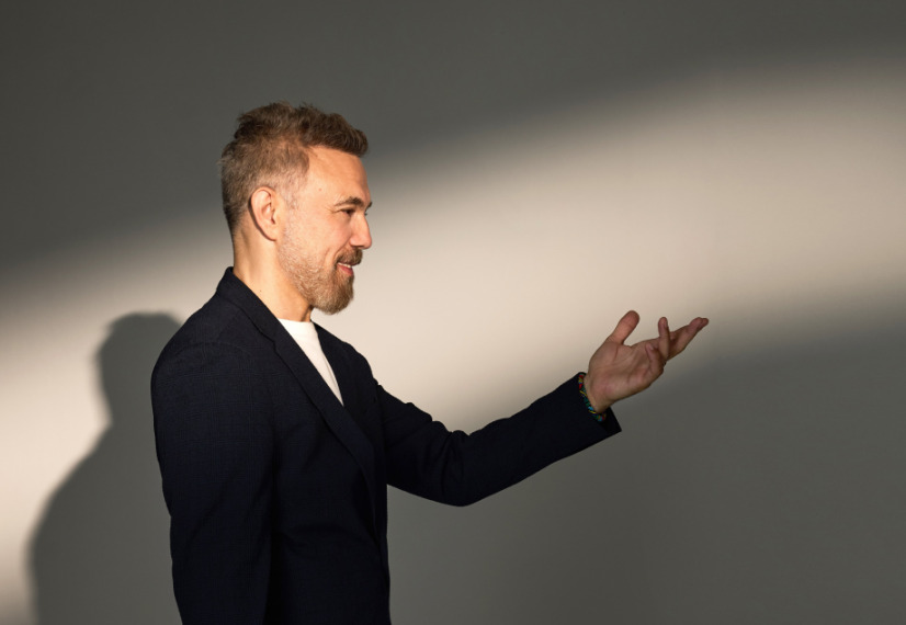 Ümit Sayın 33. Yılında Sürprizlerle Geliyor!