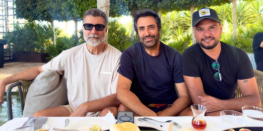 Prestij Müziğin Efsane Üçlüsü Çeşme'de Hasret Giderdi!