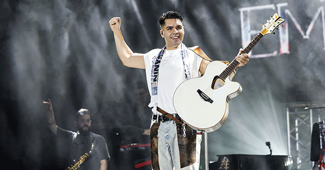 Emir Can İğrek'ten Masalsı Konser!