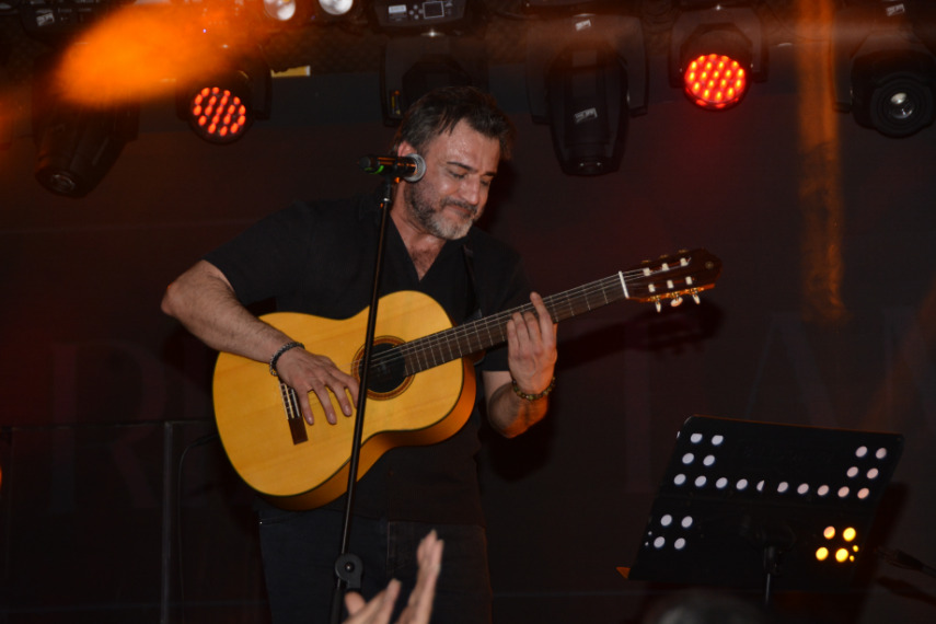 Rıza Tamer İzmir'de Sevenleriyle Buluştu!