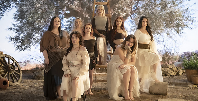 8 MART’A ÖZEL GÜÇLÜ BIR DAYANIŞMA ŞARKISI: “TUZ”