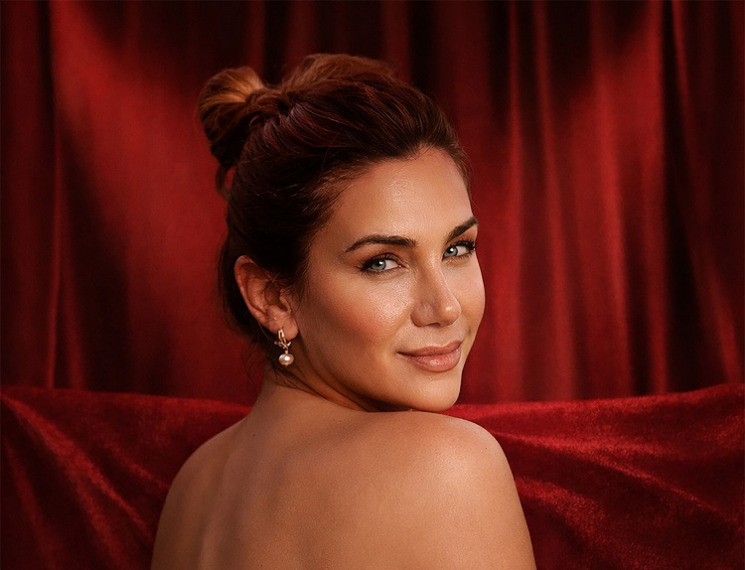 AYLA ÇELİK'TEN YENİ SİNGLE!