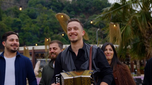 ERHAN ENGİN'DEN  “KAYBANA SEVDALIK”