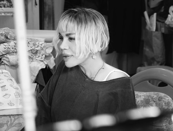 SEZEN AKSU'DAN YENİ ALBÜM!