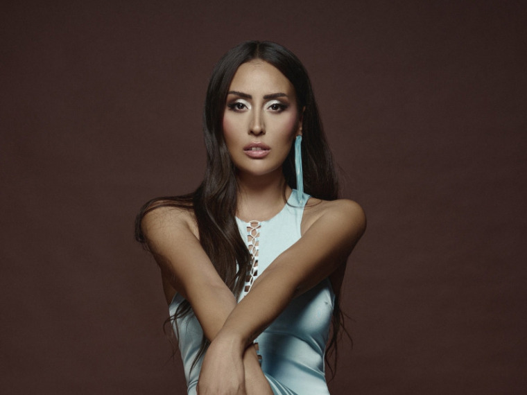 HANDE ÜNSAL'DAN 