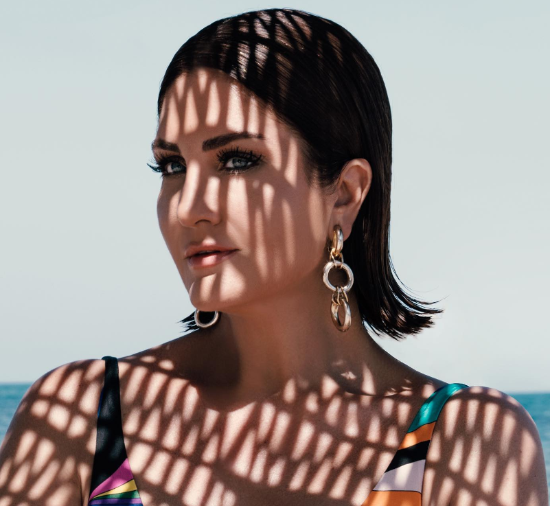 Sibel Can Yeni Şarkısı İçin Gün Sayıyor!
