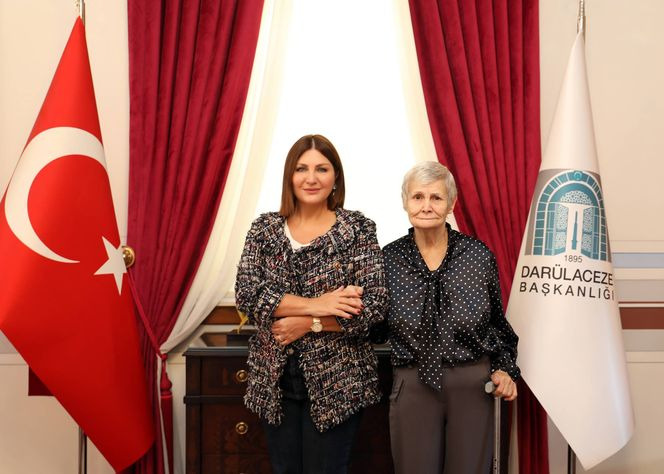 Sibel Can'dan Anlamlı Ziyaret!